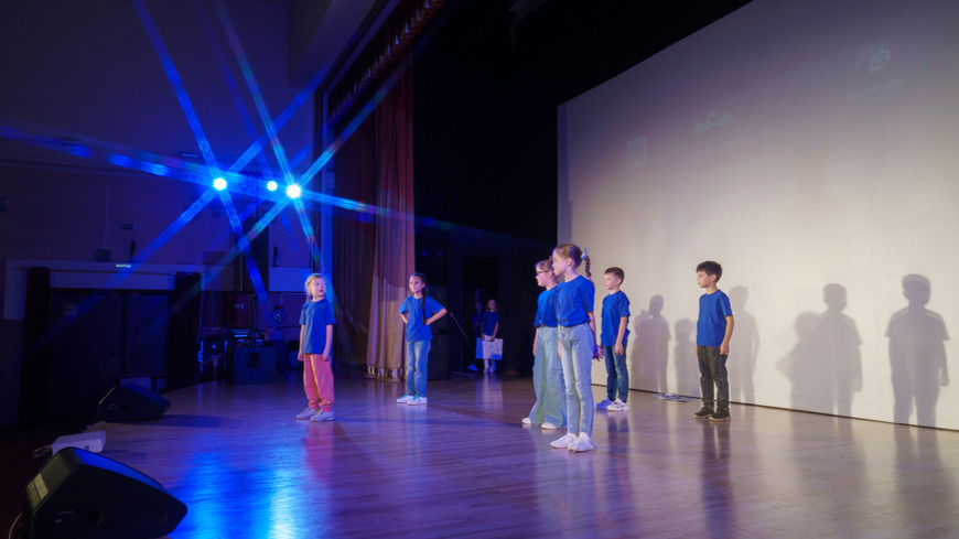 Дворец моложежи 099